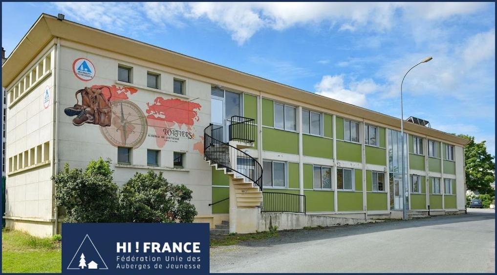 Auberge De Jeunesse Hi Poitiers Luaran gambar