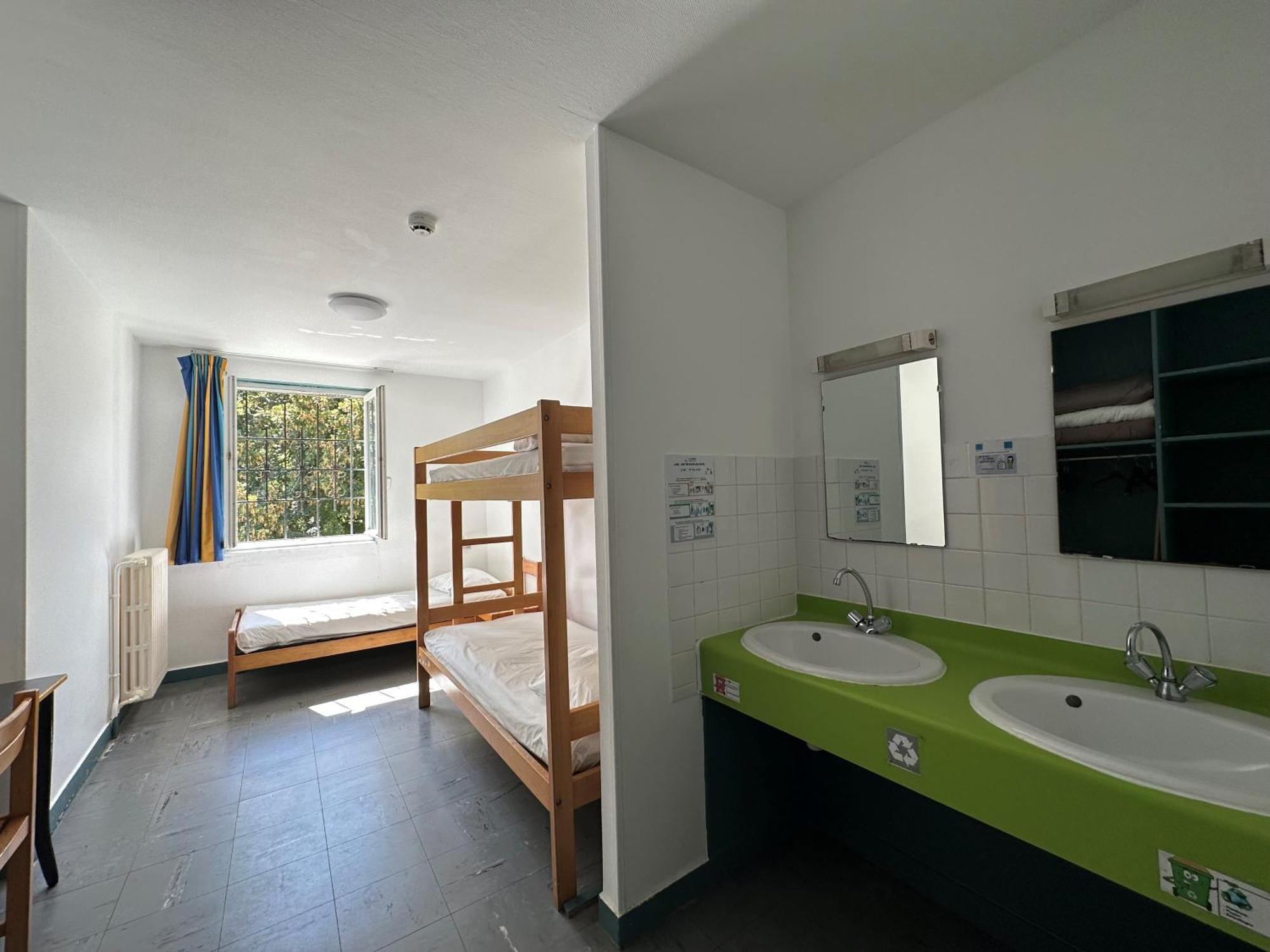 Auberge De Jeunesse Hi Poitiers Luaran gambar